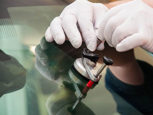 Everything You Need to Know about Windscreen repair and replacement service