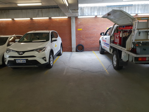 Getting About Perth’s Roads Safely: Truck Windscreen Repairs Perth